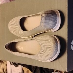 Sketchers Goga Mat Size 7 Slip Ons